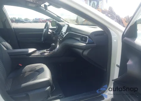 2023 Toyota Camry Se z USA, uszkodzony, nr VIN 4T1G11AK1PU177981